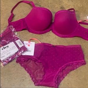 3 bras and 3 panties